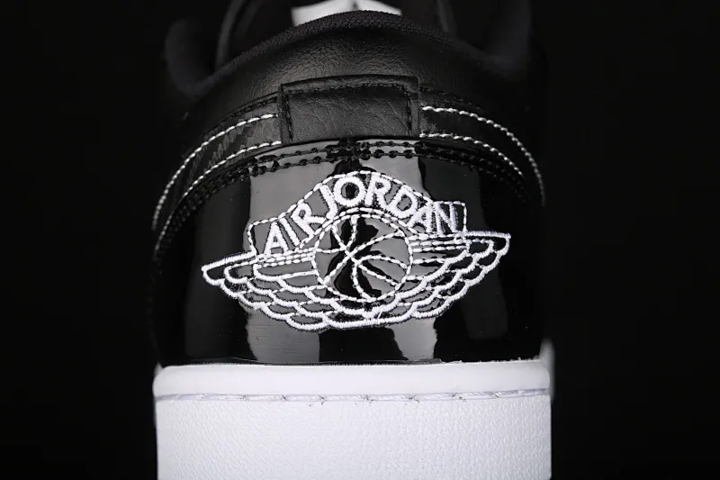 All categories Air Jordan Jordan series basketball shoes Air Jordan 1 Low Air Jordan 1 Low ASW AJ1 Joe 1 low-top All-star patent leather black low-top basketball shoes DD1650-001